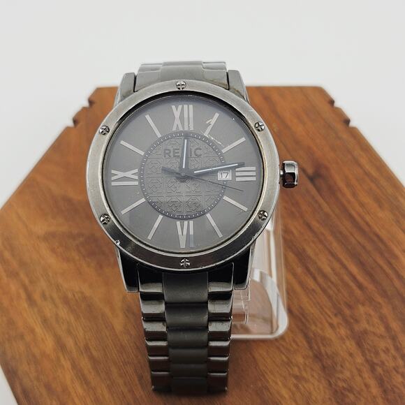 Relic By Fossil Men\'s Payton Three-Hand Date Dial Watch Gunmetal Roman Numeral